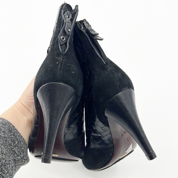 Cole Haan Black Suede Woven Ankle Boots Booties Basket Weave size 6.5 NWT - Picture 6 of 11